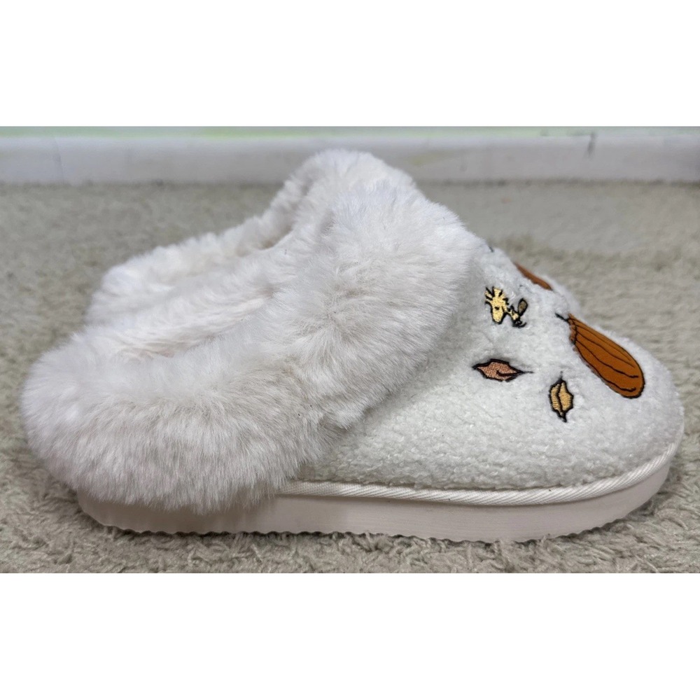 American Eagle Peanuts Snoopy Pumpkin Halloween Slip-On Fuzzy Slippers Size 10 - Picture 5 of 11